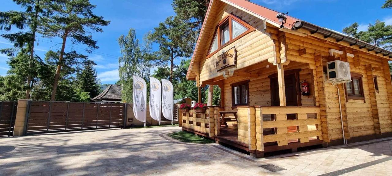 Domek Z Bala Pod Zaglami โปเบียโรโว ภายนอก รูปภาพ